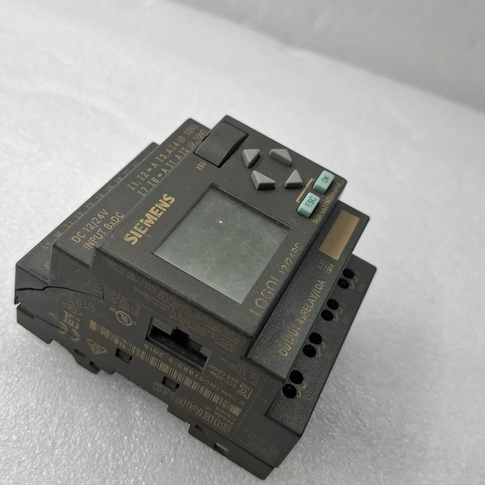 Siemens 6ED1052-1MD00-0BA6 Logo Plc Module 6ED1052-1MD00-0BA6 For Parts FREESHIP